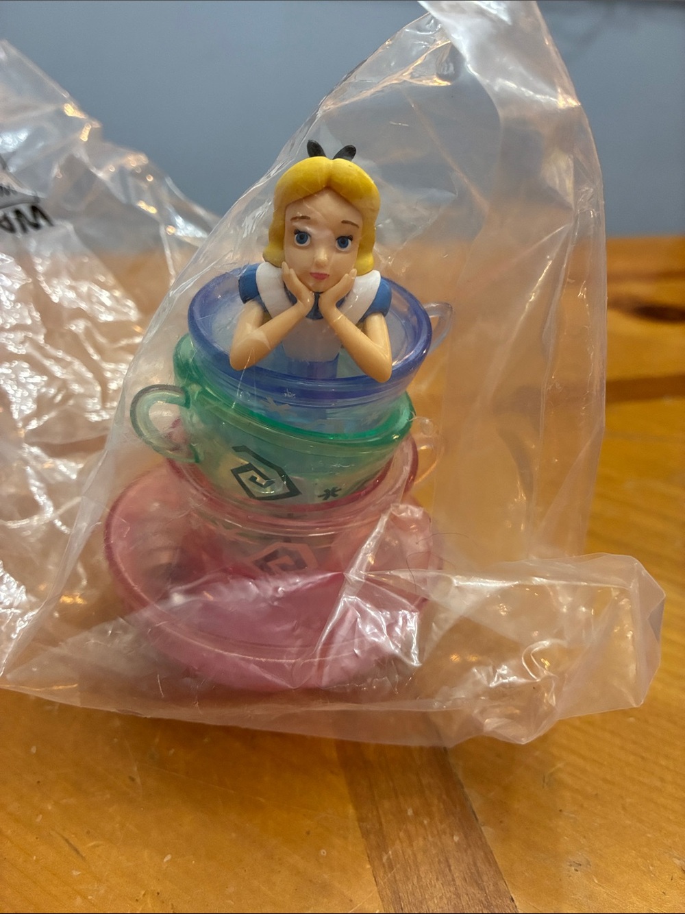 Disneyland 70th Anniversary Alice in Wonderland Light-up bottle topper, NIB